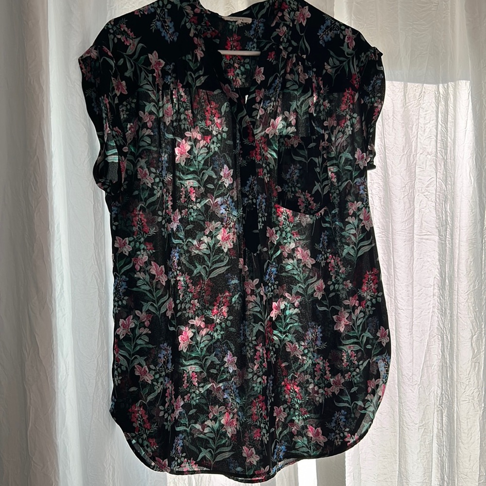 Floral top